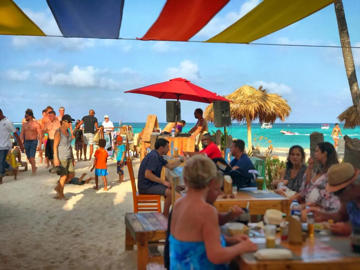 Tropicana Suites Deluxe Beach Club & Pool - Playa Los Corales Punta Cana Hotel