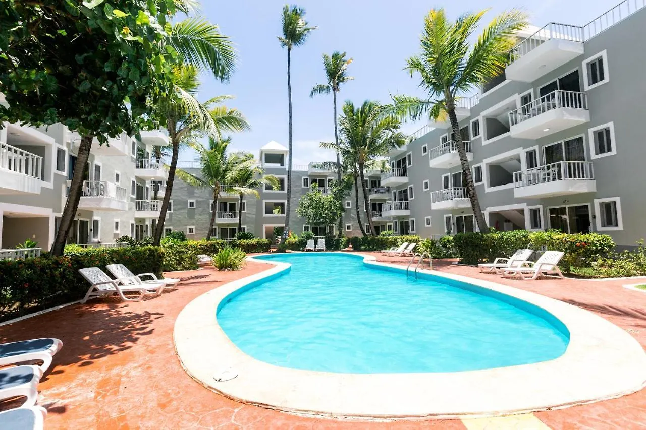 Tropicana Suites Deluxe Beach Club & Pool - Playa Los Corales Punta Cana Hotel