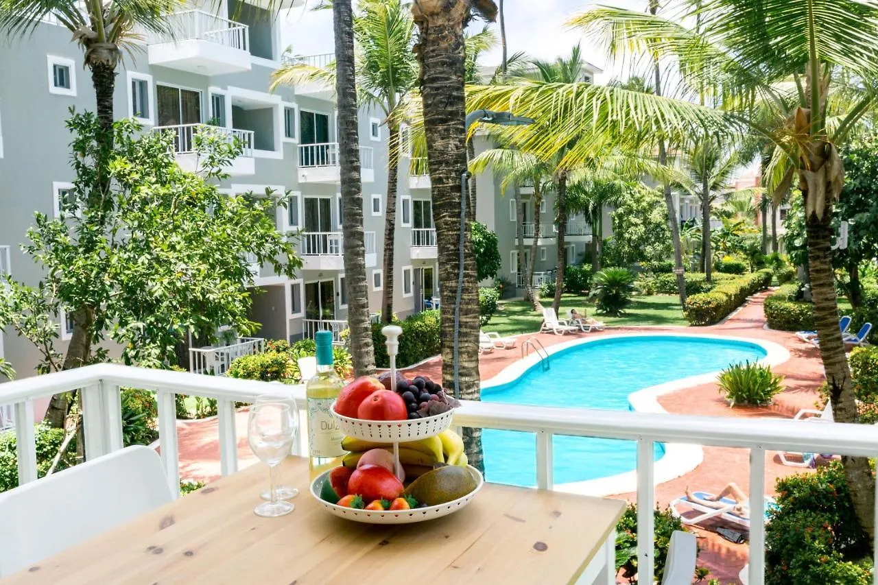 Tropicana Suites Deluxe Beach Club & Pool - Playa Los Corales Punta Cana Hotel