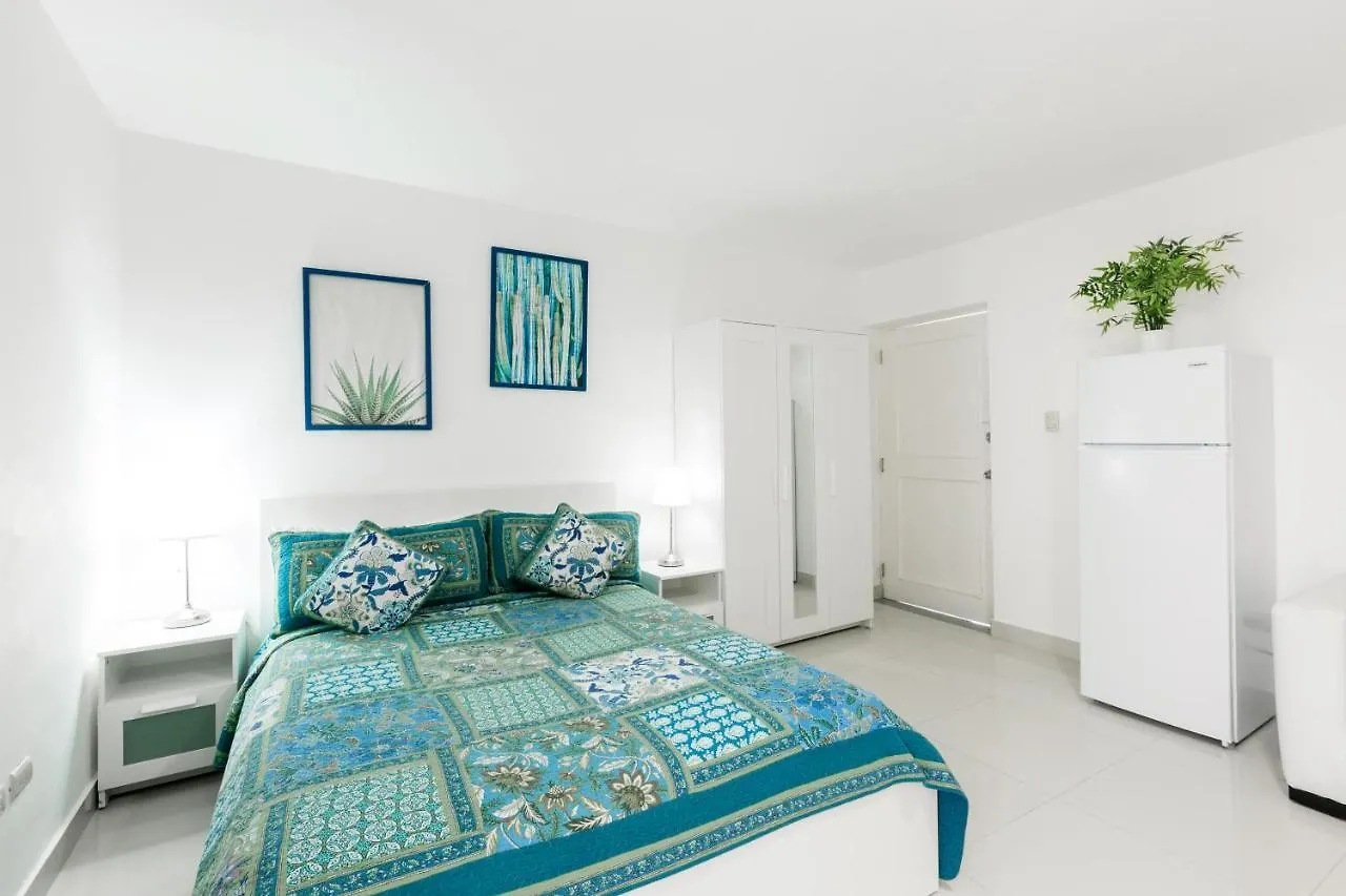 Tropicana Suites Deluxe Beach Club & Pool - Playa Los Corales Punta Cana Hotel