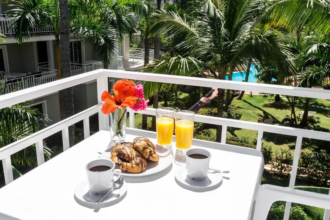 **** Hotel Tropicana Suites Deluxe Beach Club & Pool - Playa Los Corales Punta Cana Dominican Republic